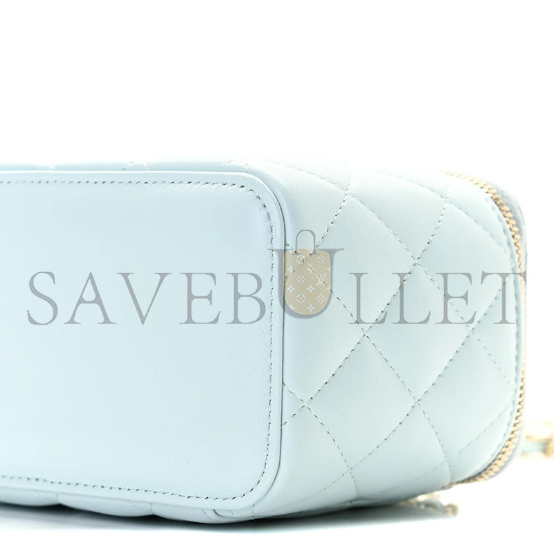 Ch**el MASTER LAMBSKIN QUILTED SMALL TOP HANDLE VANITY CASE WITH CHAIN LIGHT BLUE (16.5*10*8cm)